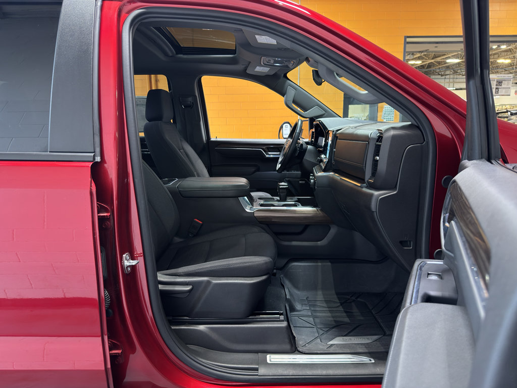 Used 2024 Chevrolet Silverado 1500 RST w/ Convenience Package II AWD/4WD image 20