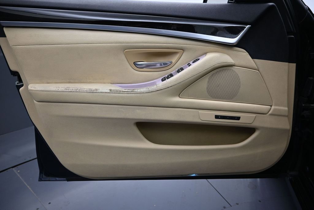 Used 2014 BMW 528i Sedan RWD image 11