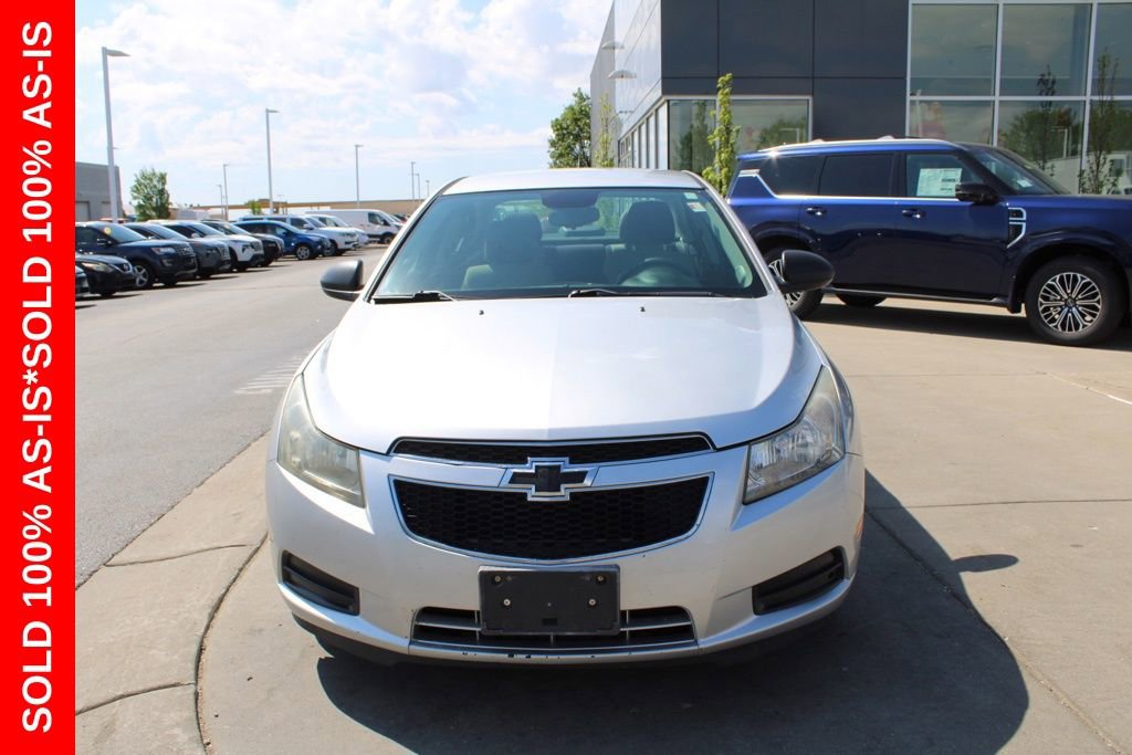 Used 2012 Chevrolet Cruze LS w/ Connectivity Package FWD video 2
