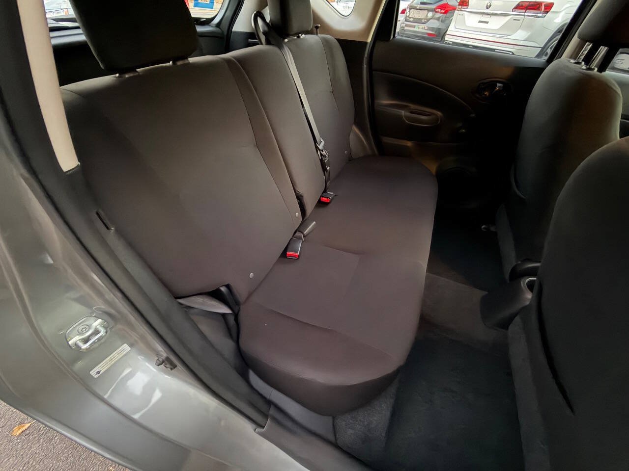 Used 2015 Nissan Versa Note S FWD image 10