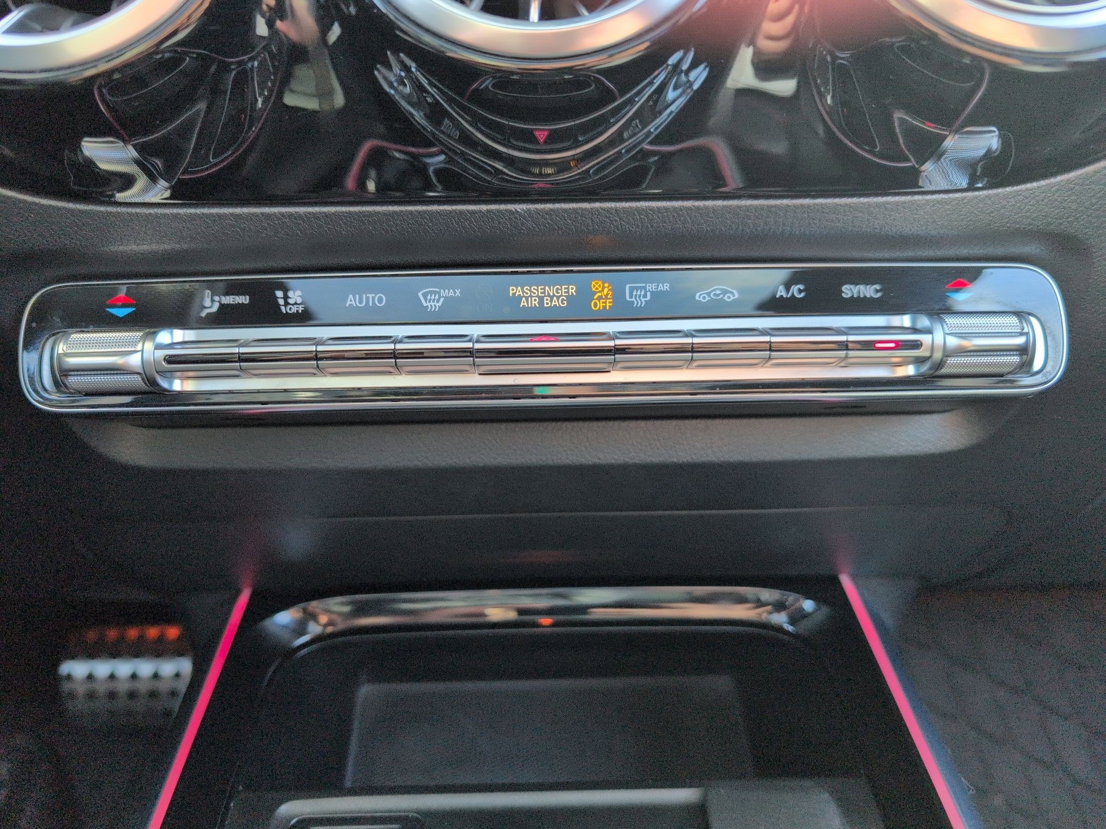 Used 2022 Mercedes-Benz GLA 35 AMG 4MATIC image 21