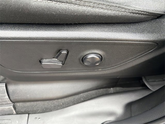 Used 2023 RAM 1500 Big Horn image 15