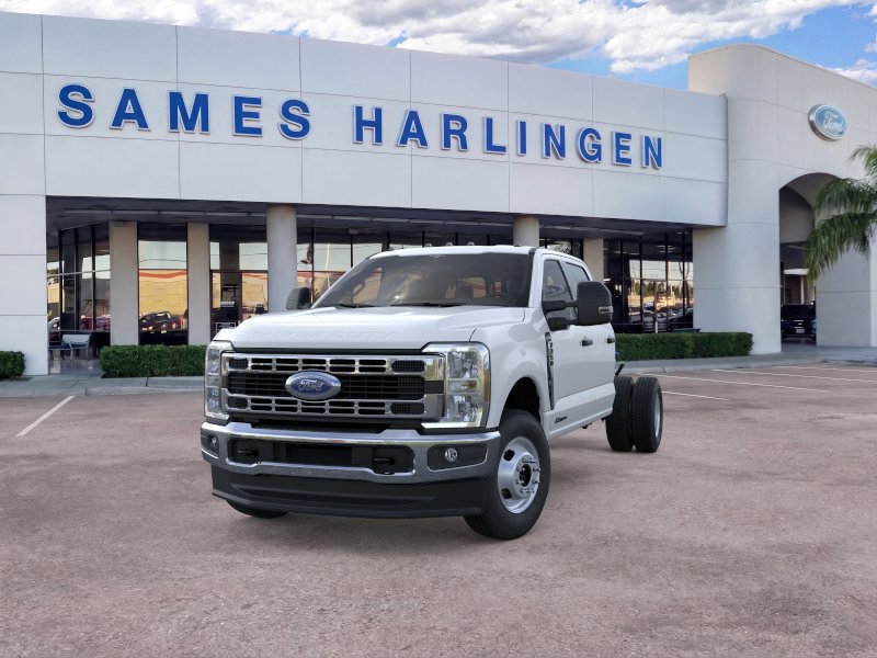 New 2026 Ford F350 XL w/ XL Chrome Package AWD/4WD image 2