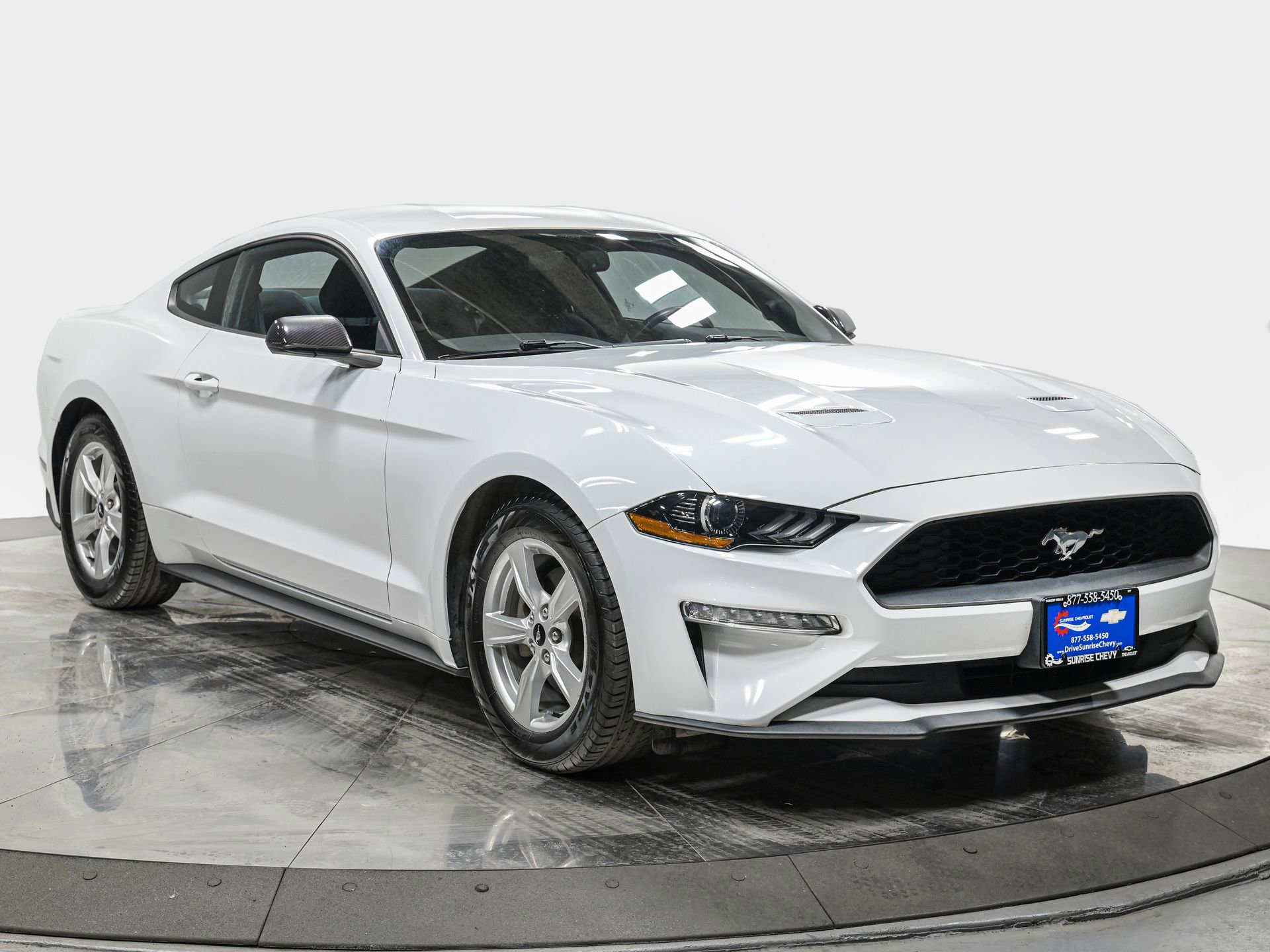 Used 2020 Ford Mustang Coupe RWD image 9
