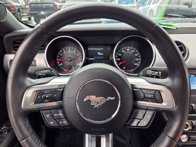 Used 2022 Ford Mustang GT w/ Black Accent Package RWD image 25