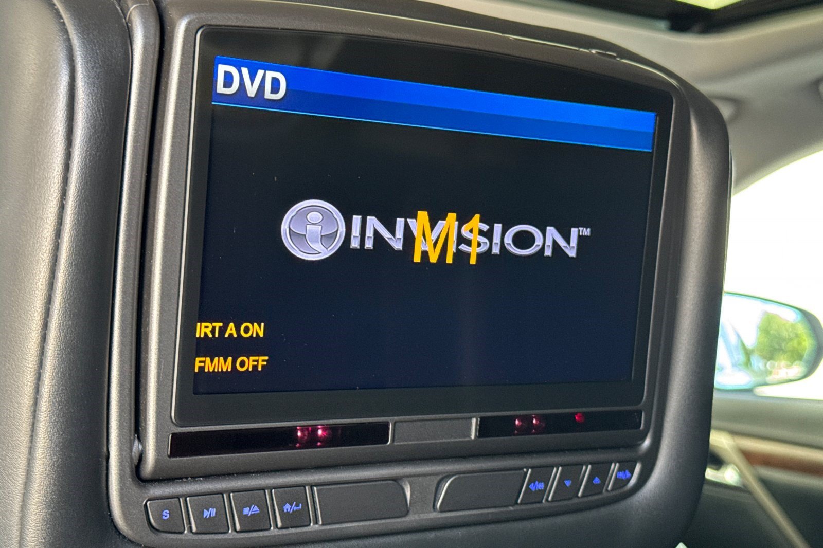 Certified 2022 Lexus RX 450hL AWD w/ Premium Package image 19