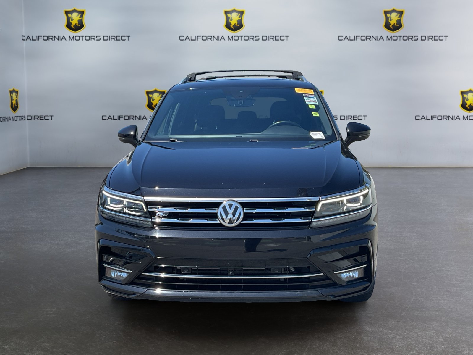 Used 2020 Volkswagen Tiguan SEL Premium R-Line w/ 3rd Row Seat Package AWD/4WD image 2