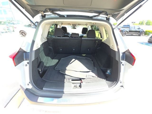 Used 2023 Nissan Rogue SV image 26