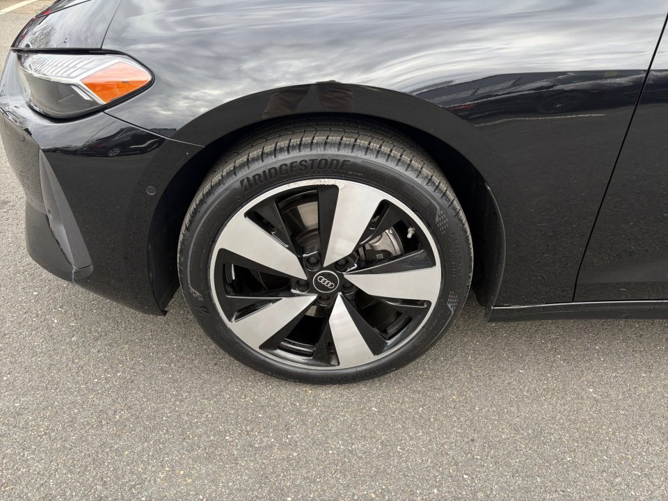 Certified 2025 Audi A5 2.0T Premium Plus Sedan image 27