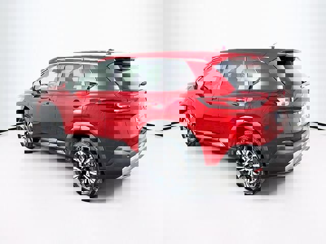 Used 2023 Nissan Rogue SV image 6