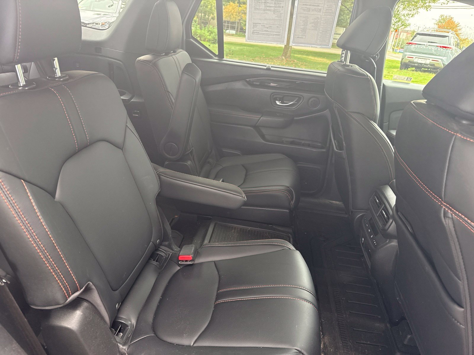 Used 2024 Honda Pilot TrailSport image 15