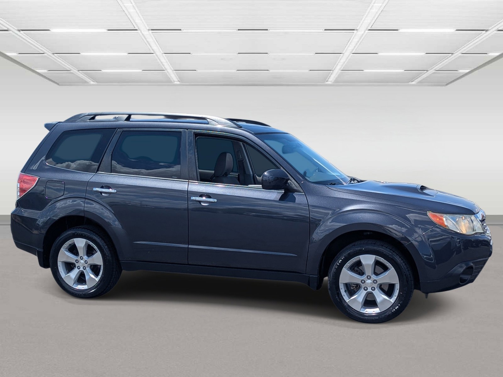 Used 2010 Subaru Forester 2.5XT Limited w/ Popular Equipment Group 1A AWD/4WD image 5