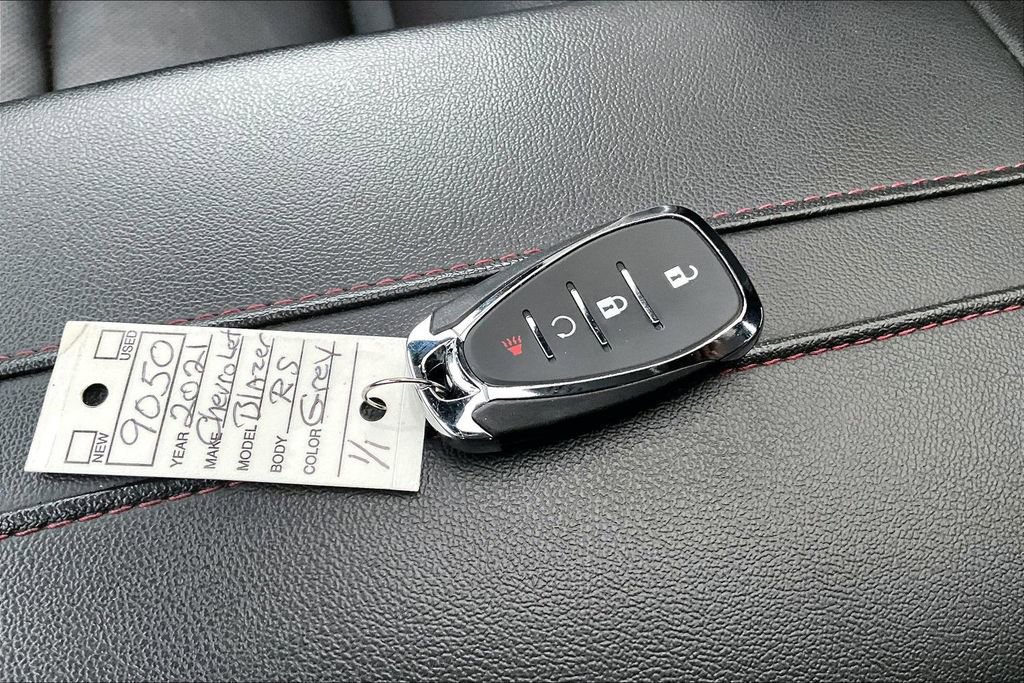 Used 2021 Chevrolet Blazer RS w/ Enhanced Convenience Package image 35