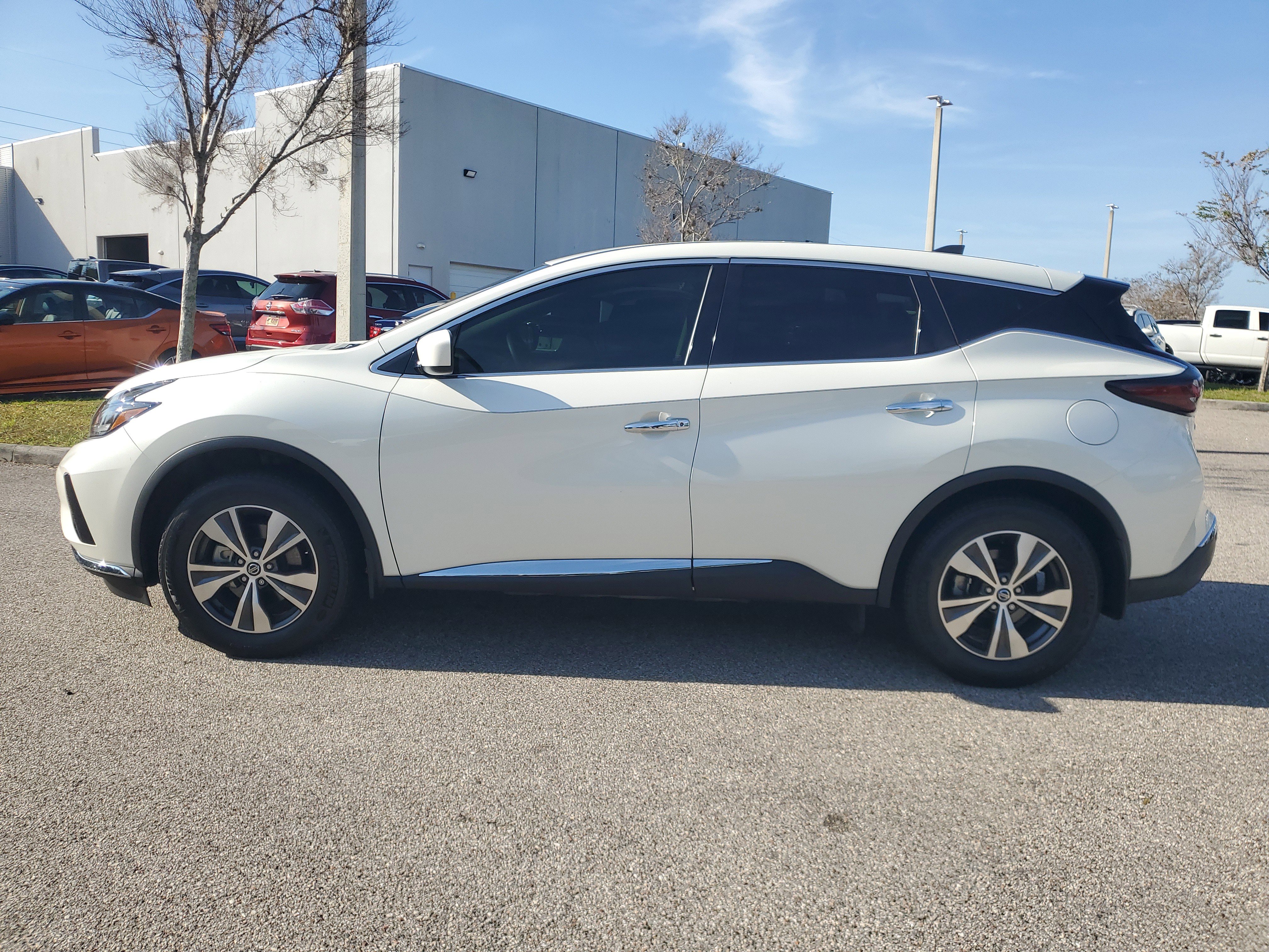 Certified 2022 Nissan Murano S image 8
