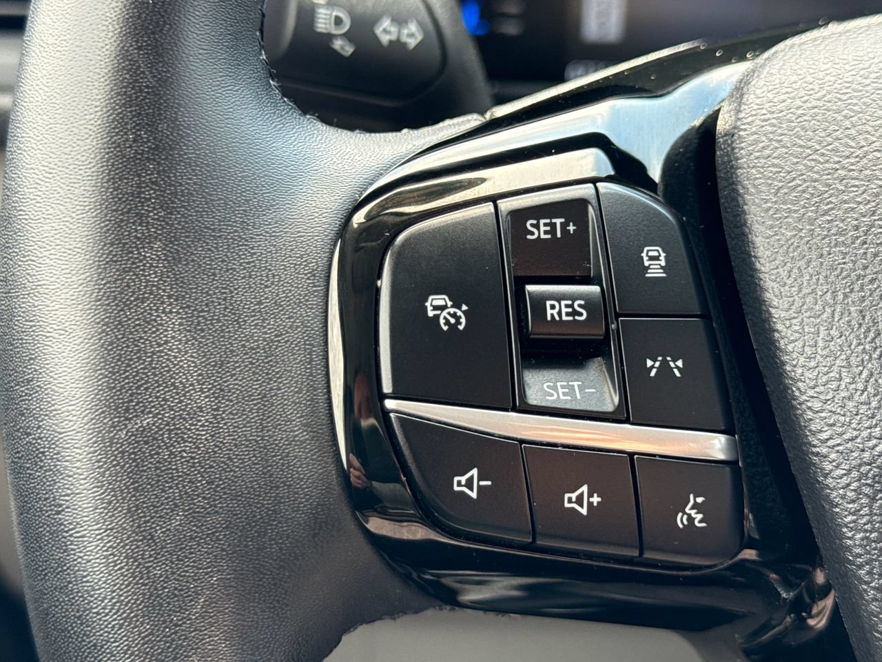 Used 2023 Ford Escape Active w/ Tech Pack #1 AWD/4WD image 28