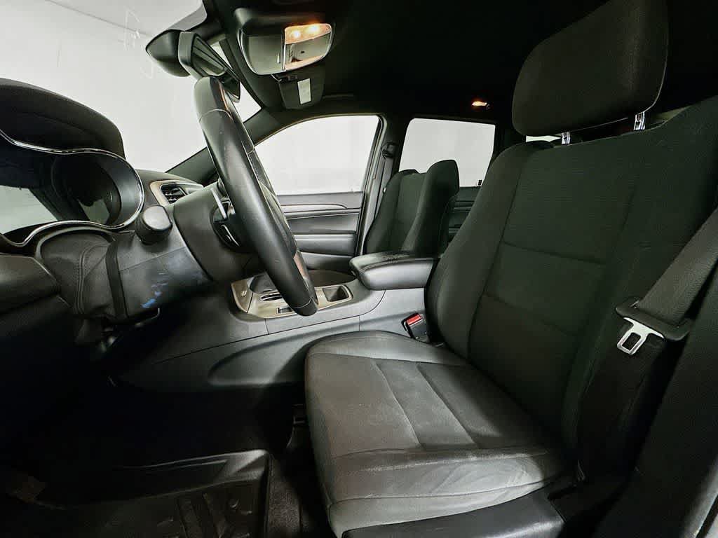 Used 2015 Jeep Grand Cherokee Laredo w/ Quick Order Package 23E AWD/4WD image 12