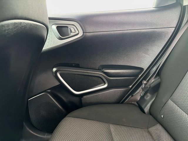 Used 2020 Kia Soul LX FWD image 14