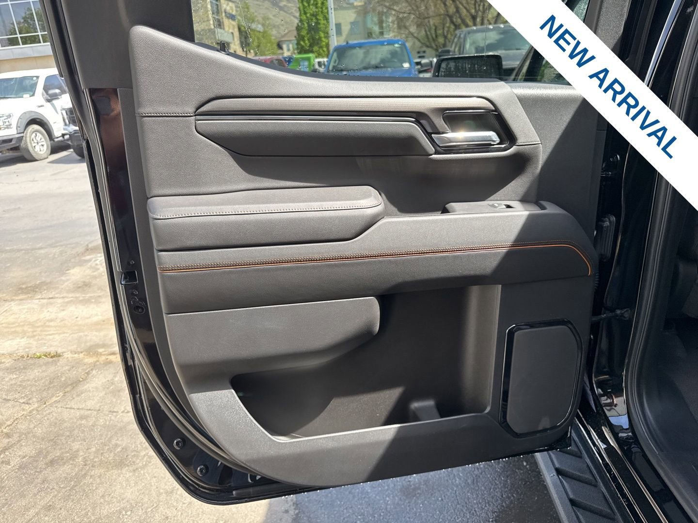 Used 2022 GMC Sierra 1500 AT4 w/ AT4 Premium Package image 15