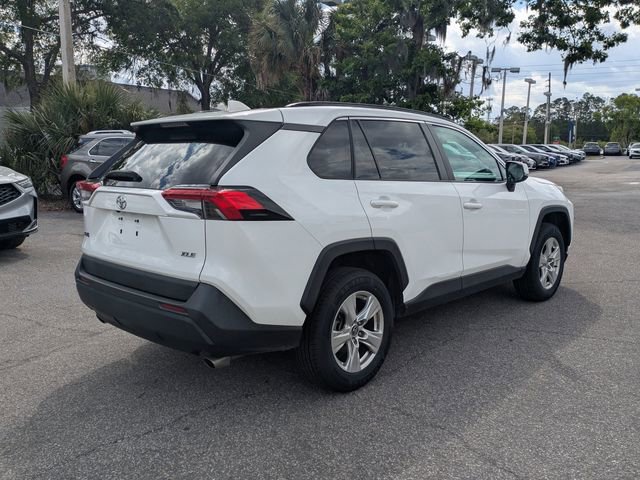 Used 2020 Toyota RAV4 XLE image 4