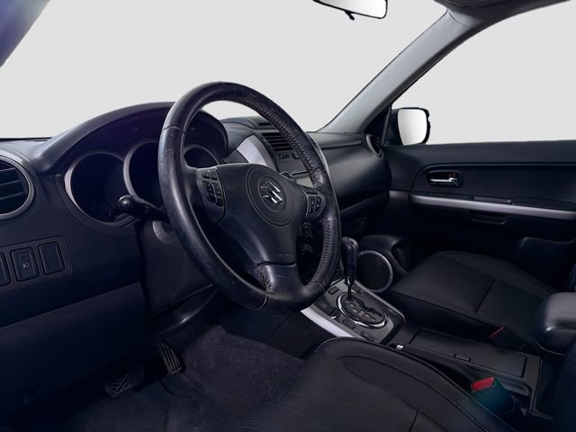 Used 2012 Suzuki Grand Vitara Limited AWD/4WD image 10