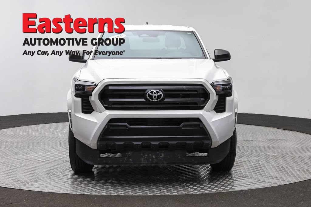 Used 2024 Toyota Tacoma SR RWD image 2