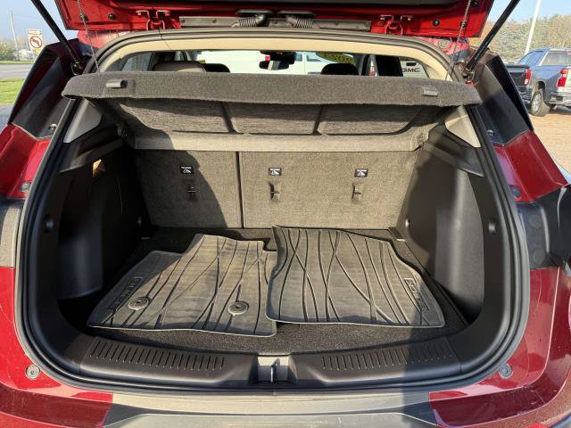 Used 2023 Buick Encore GX Preferred w/ Cold Weather Comfort Package AWD/4WD image 8