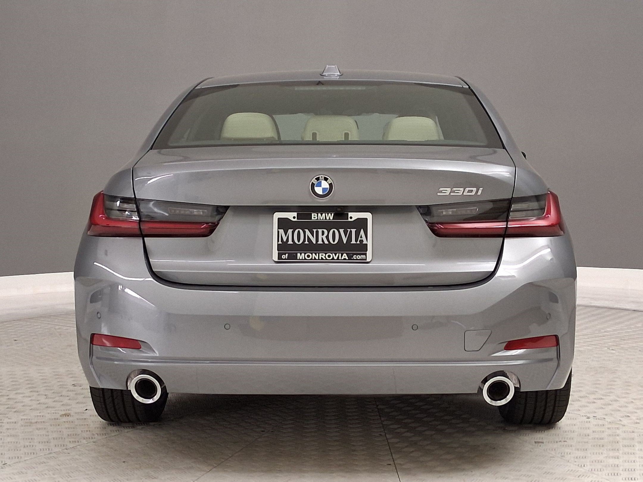 New 2026 BMW 330i Sedan w/ Convenience Package RWD image 33