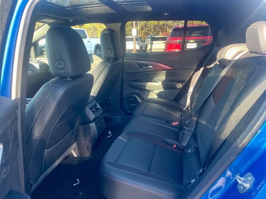 New 2025 Chevrolet Equinox EV RS w/ Active Safety Package 3 AWD/4WD image 23
