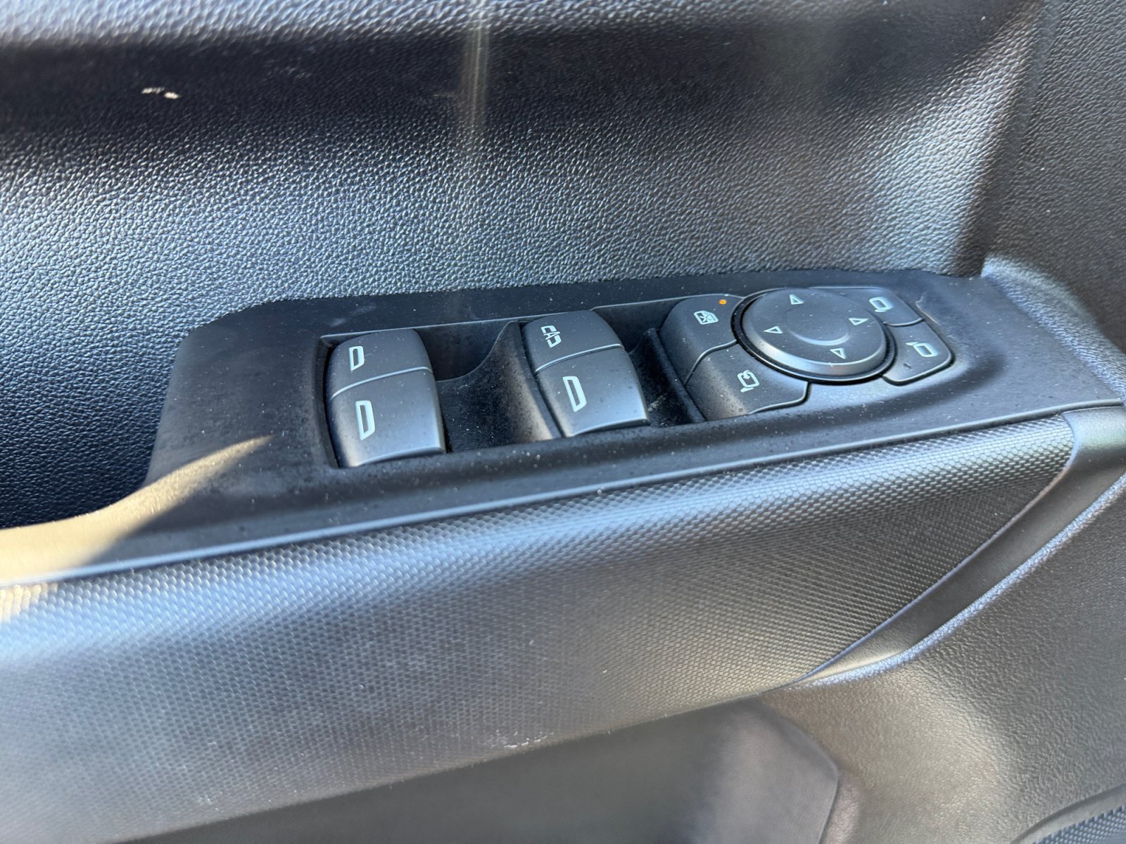 Used 2025 Chevrolet Silverado 2500 Custom w/ Custom Value Package AWD/4WD image 17