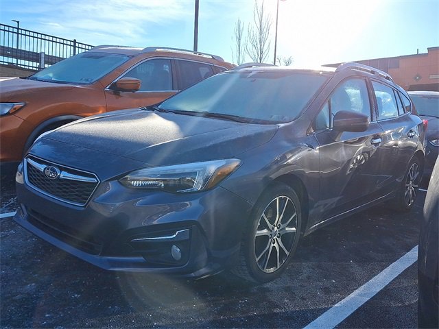 Used 2017 Subaru Impreza 2.0i Limited w/ Popular Package #4A image 3