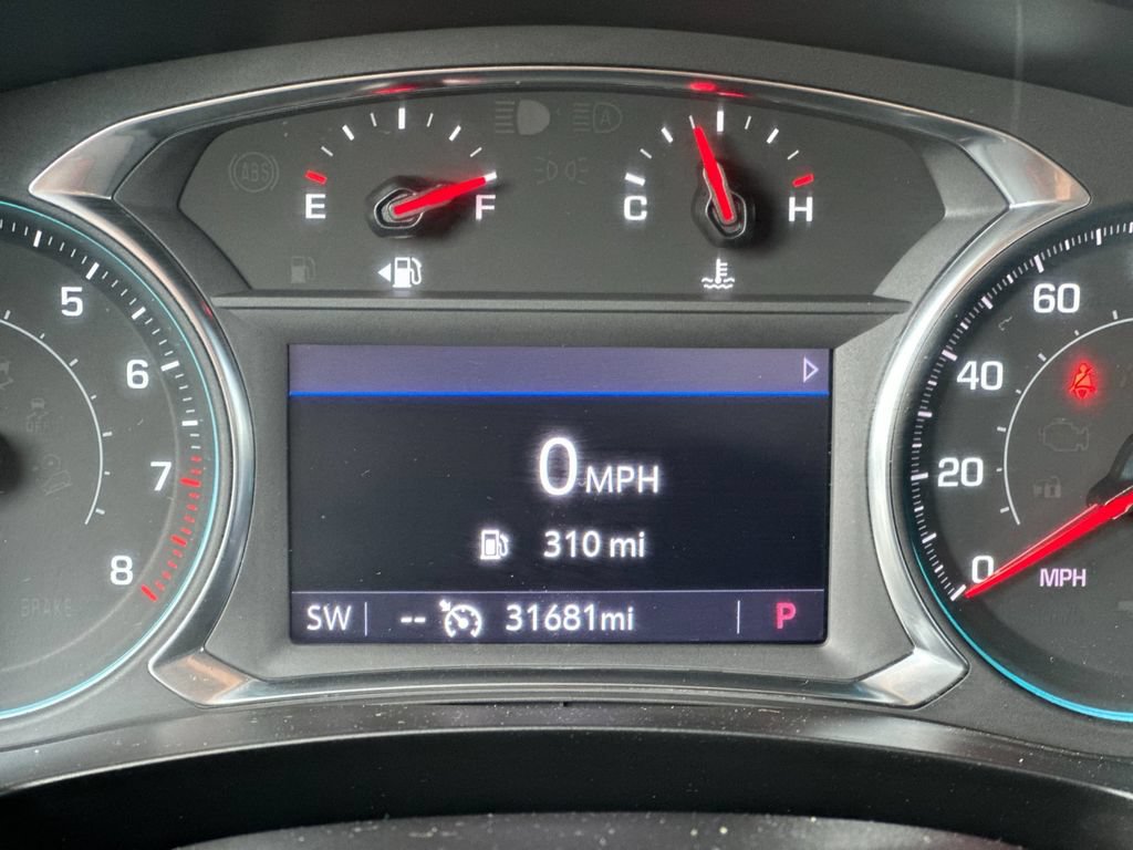 Used 2023 Chevrolet Traverse LT FWD image 27