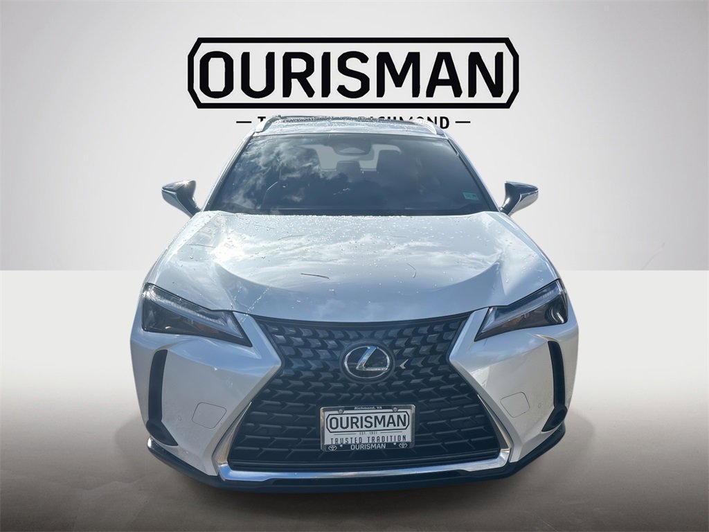Used 2025 Lexus UX 300h AWD image 8