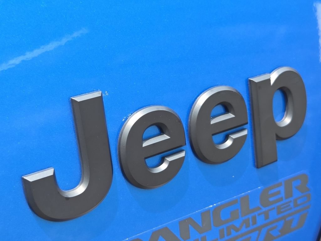 Used 2021 Jeep Wrangler Unlimited Sport AWD/4WD image 14