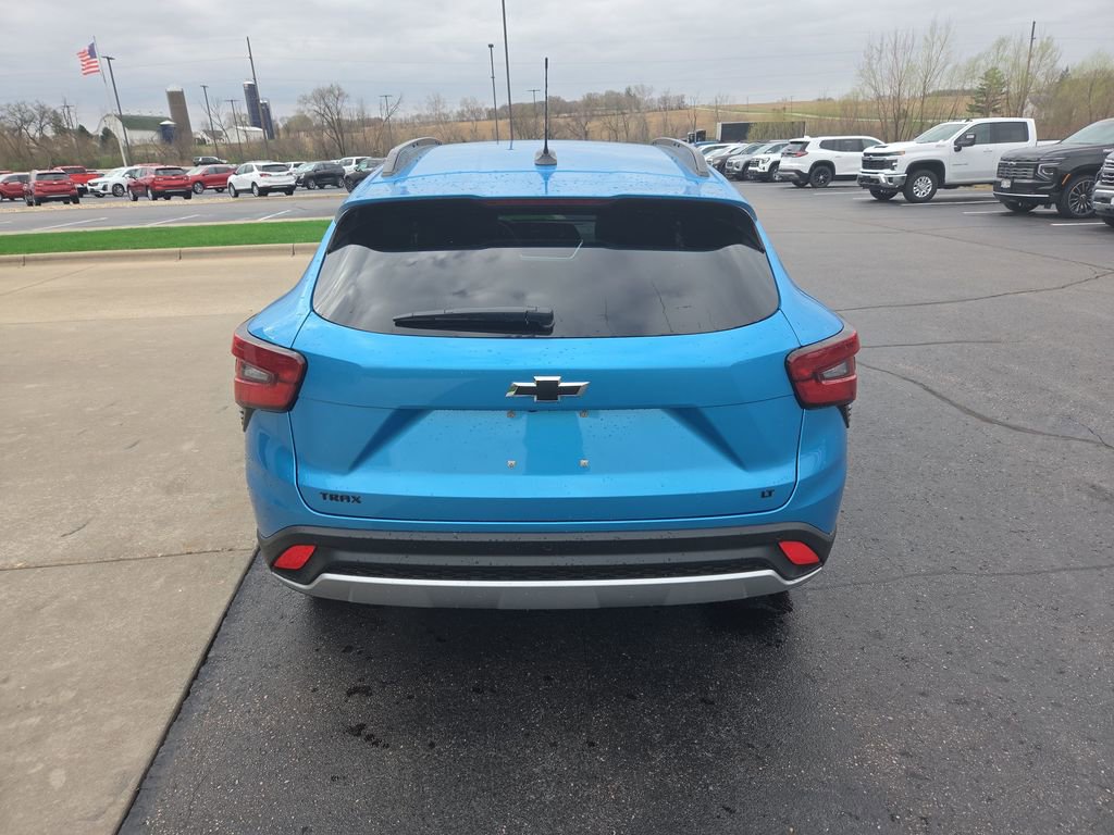 New 2026 Chevrolet Trax LT w/ Driver Confidence Package FWD image 6