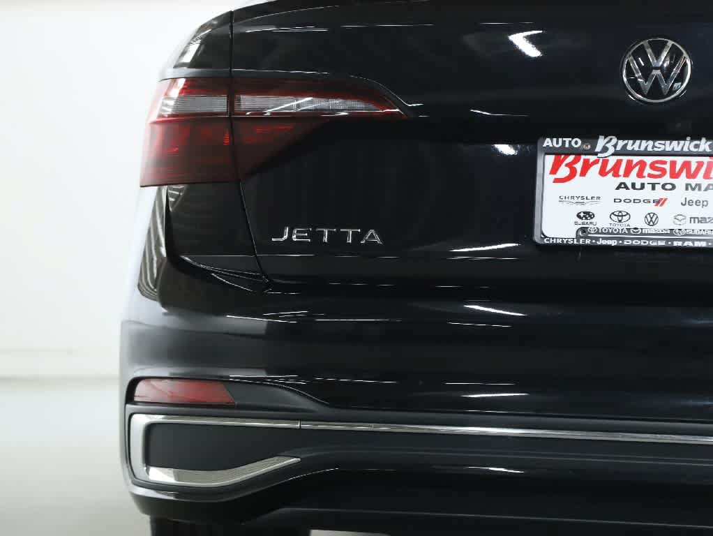 Certified 2024 Volkswagen Jetta SEL FWD image 43