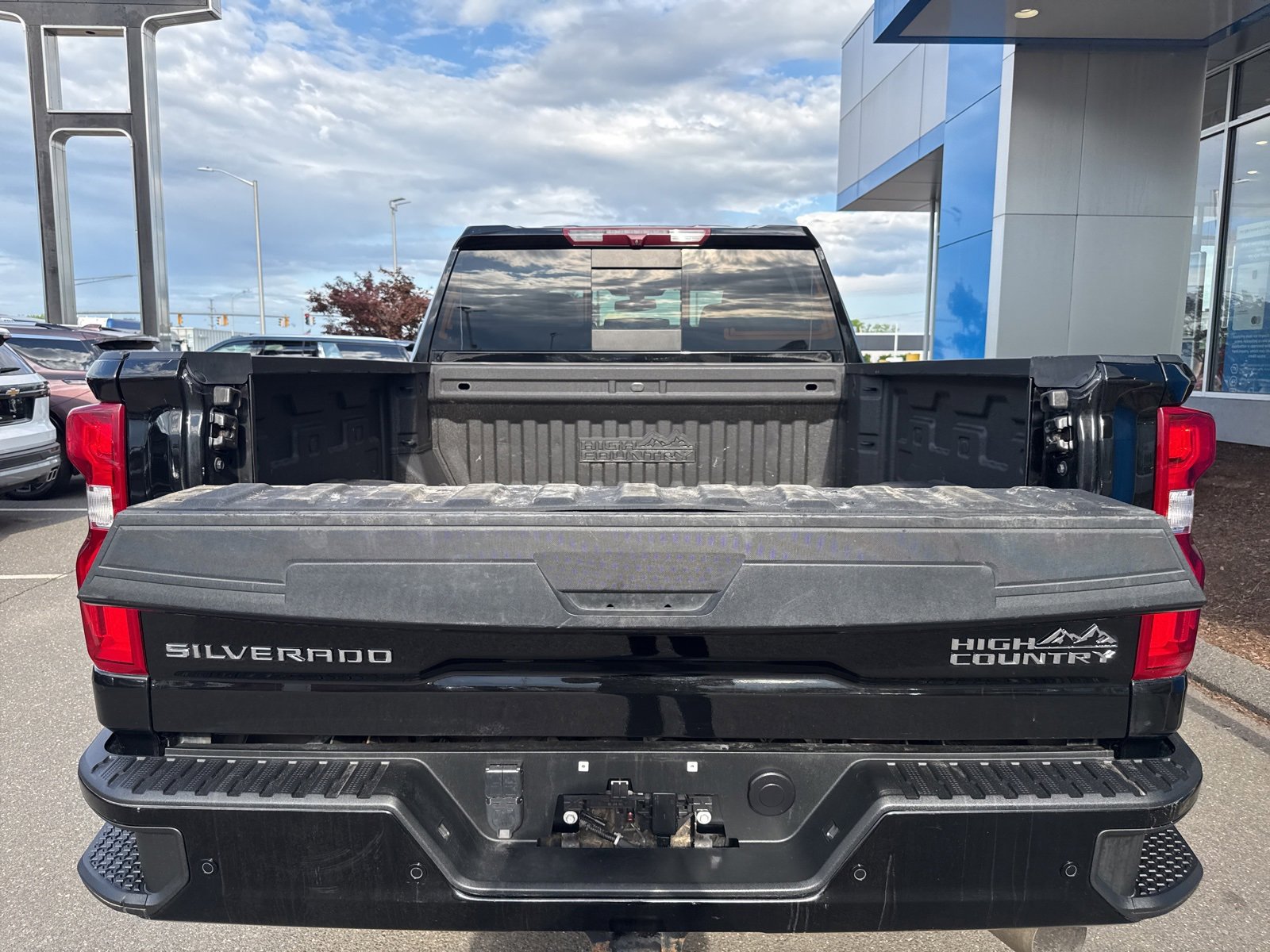 Used 2022 Chevrolet Silverado 3500 High Country image 13
