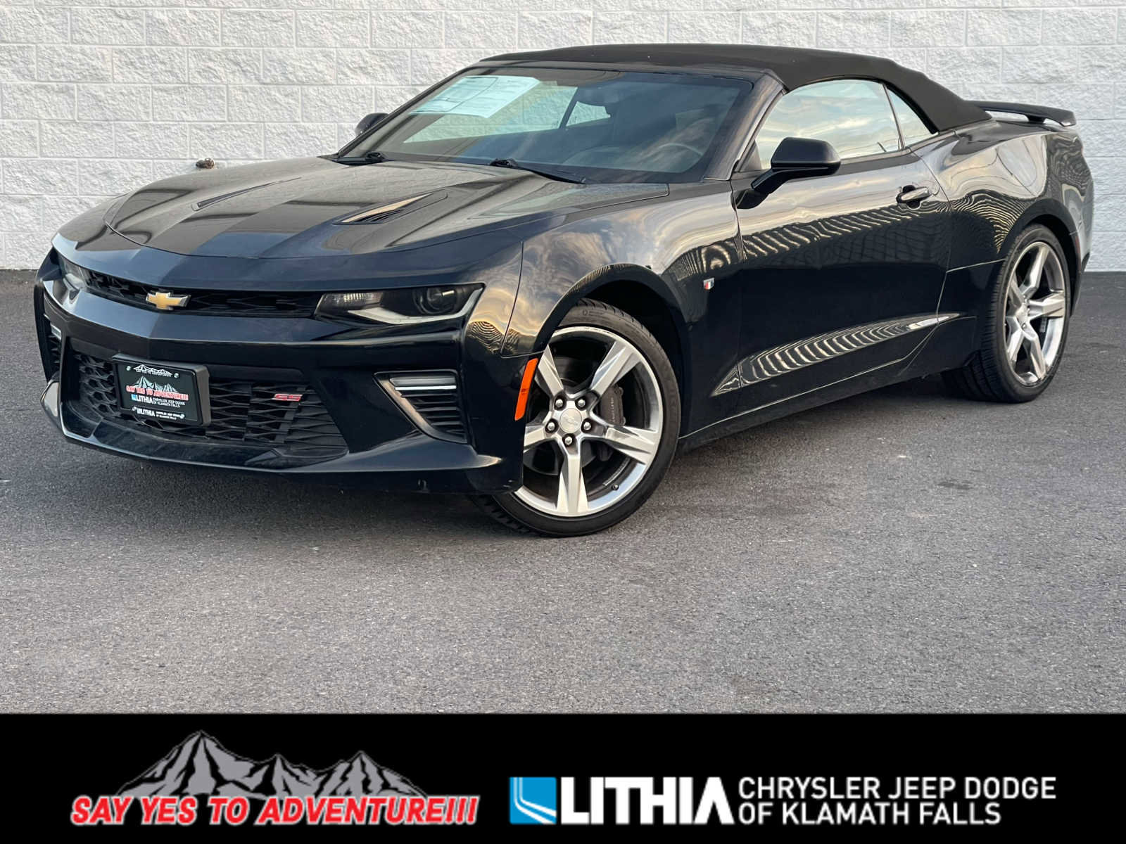 Used 2017 Chevrolet Camaro SS image 1
