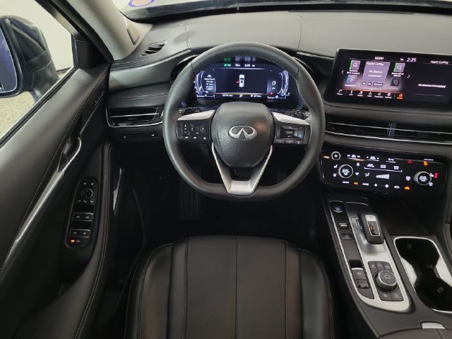 Certified 2025 INFINITI QX60 Luxe w/ Cargo Package AWD/4WD image 11