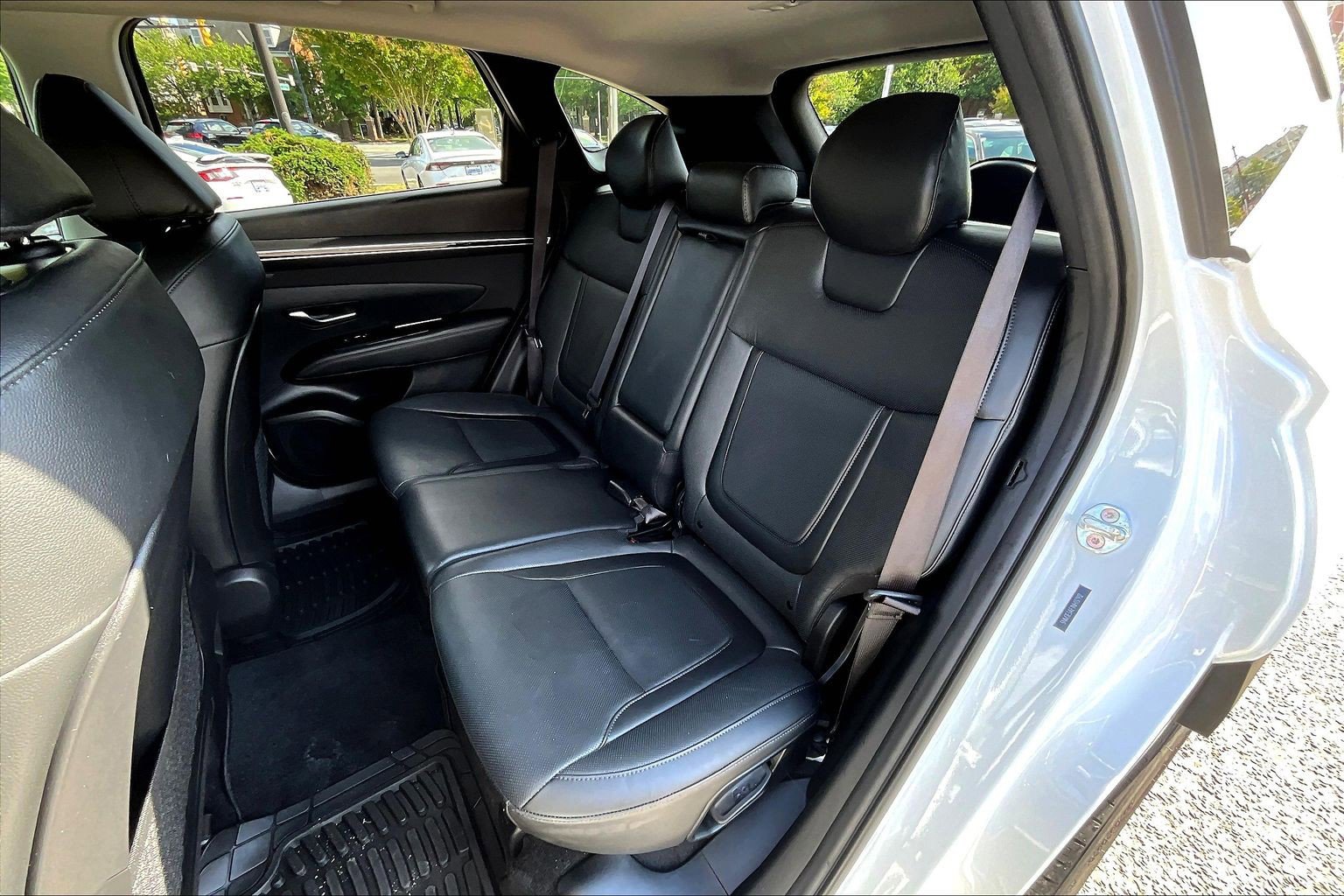 Used 2022 Hyundai Tucson Limited w/ Cargo Package FWD image 28