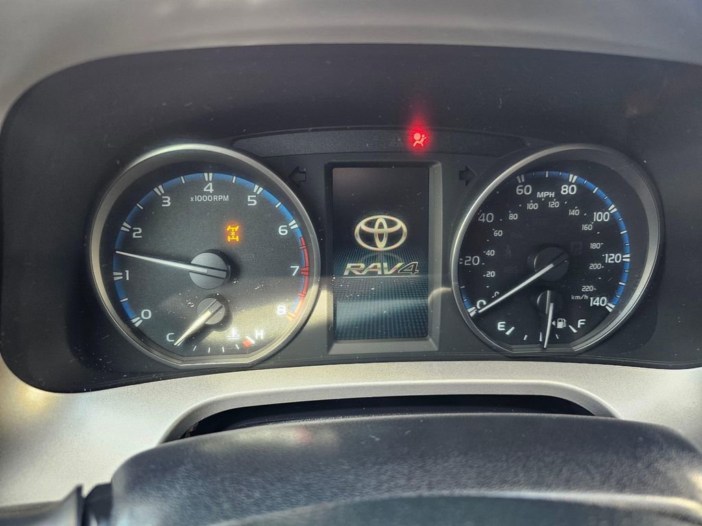 Used 2017 Toyota RAV4 LE w/ All Weather Liner Package AWD/4WD image 24