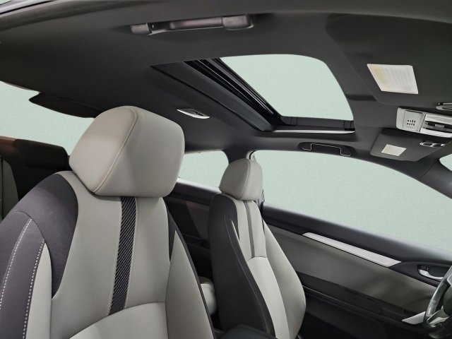 Used 2018 Honda Civic EX-T image 6