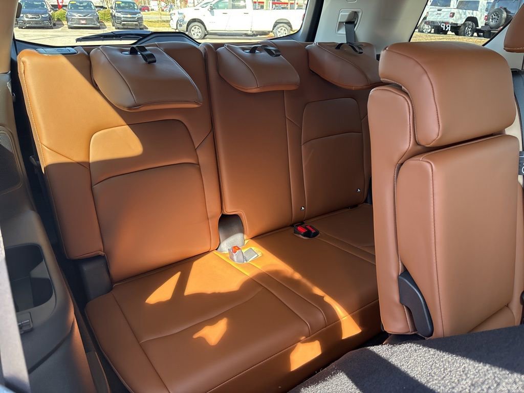 New 2026 Nissan Pathfinder Platinum w/ Cargo Package image 18