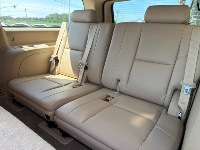 Used 2013 Cadillac Escalade ESV Luxury RWD image 29
