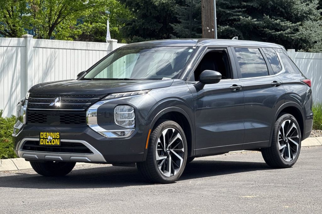 Used 2024 Mitsubishi Outlander SE AWD/4WD image 8