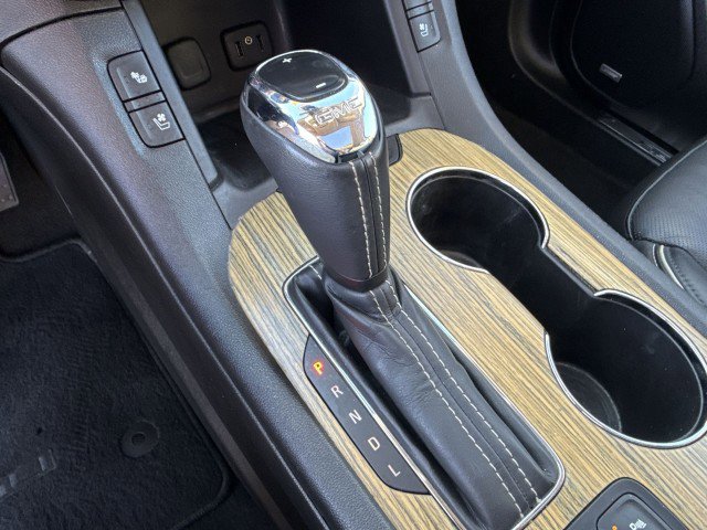 Certified 2018 GMC Acadia Denali w/ Technology Package image 22