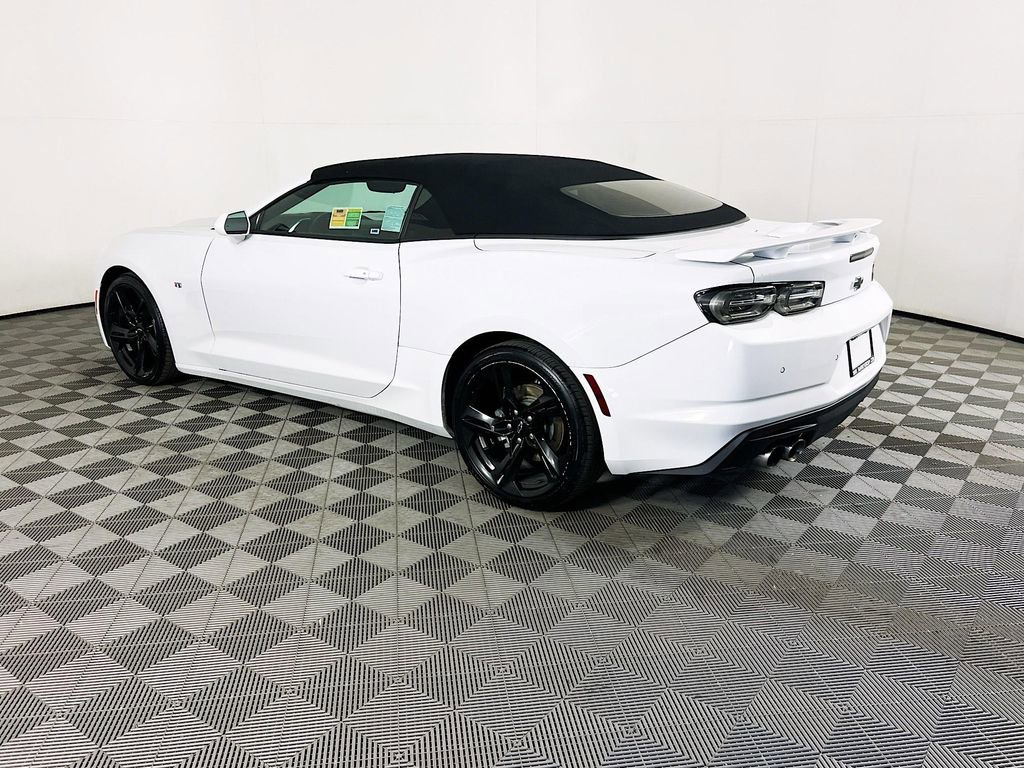 Used 2024 Chevrolet Camaro LT w/ RS Package image 5
