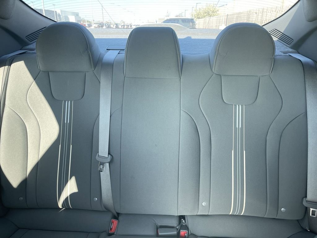 Used 2025 Hyundai Elantra Sport image 21