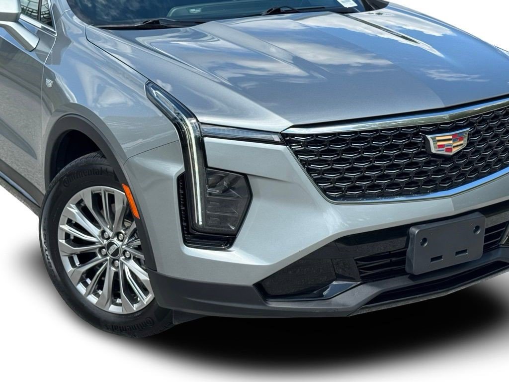 Certified 2024 Cadillac XT4 Premium Luxury image 11