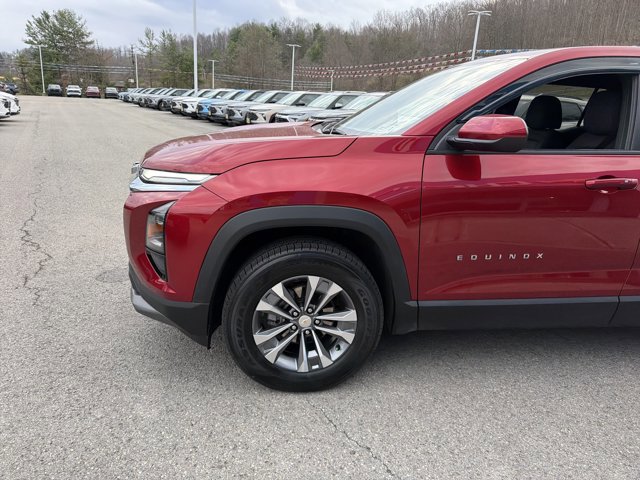 Used 2025 Chevrolet Equinox LT image 9