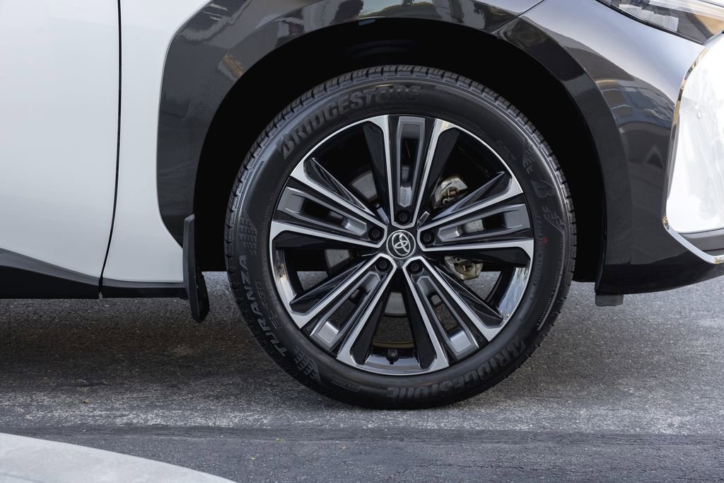 Certified 2023 Toyota bZ4X Limited w/ Weather Package image 4